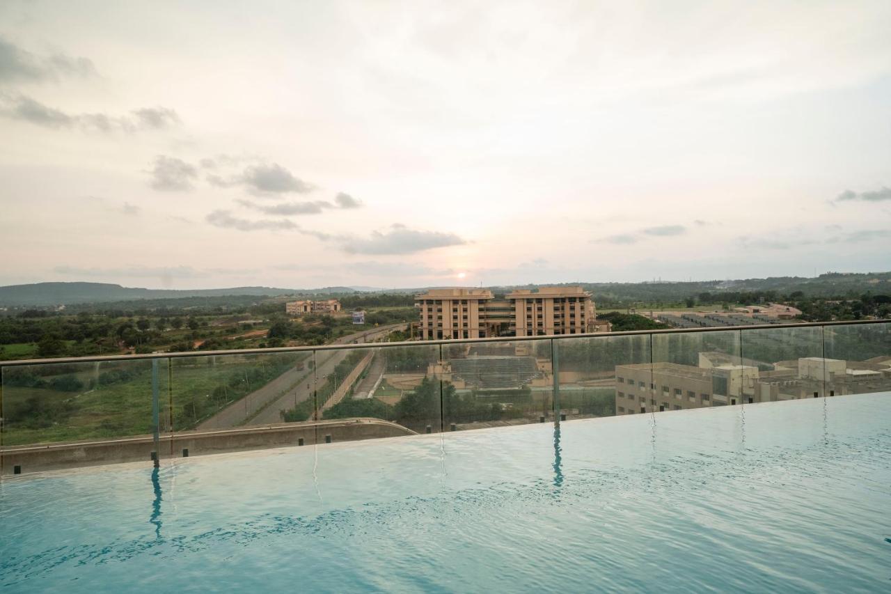 Ananth The Grand Hotel Hubli Buitenkant foto